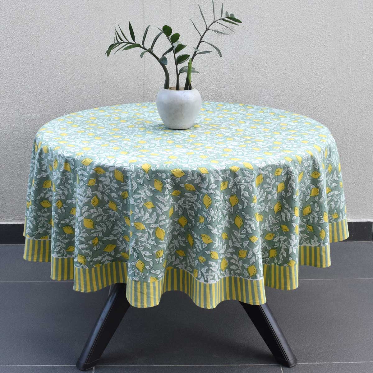 Round 180 cms Cotton French Design Table Cover Lemon Green 202405