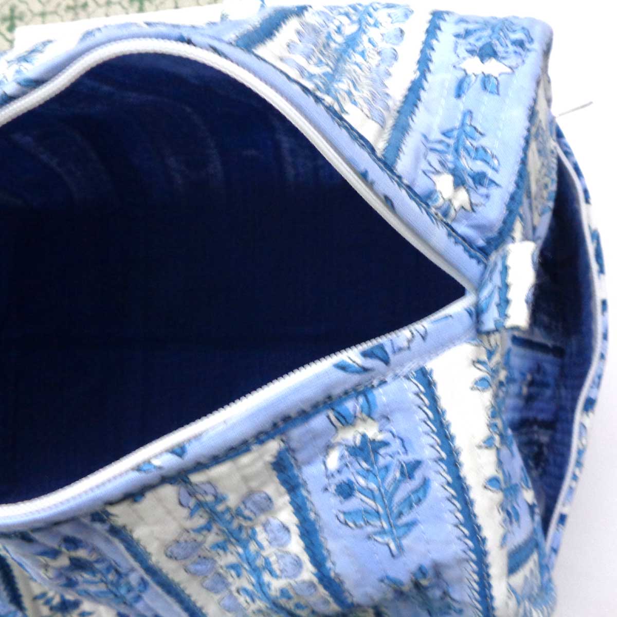 Weekender Bag Trellis Blue Booti 104113
