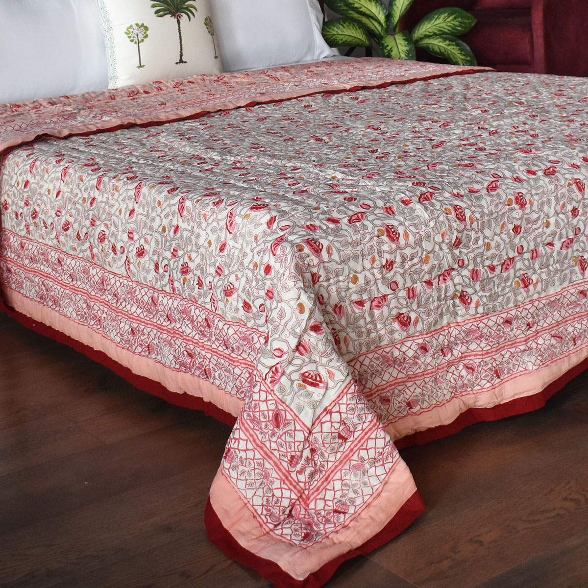 Hand Block Printed Cotton Queen Size Quilt Waterlily Pink Gud 906174