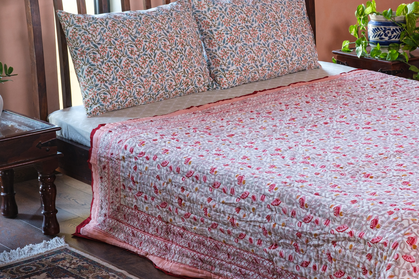Hand Block Printed Cotton Queen Size Quilt Waterlily Pink Gud 906174