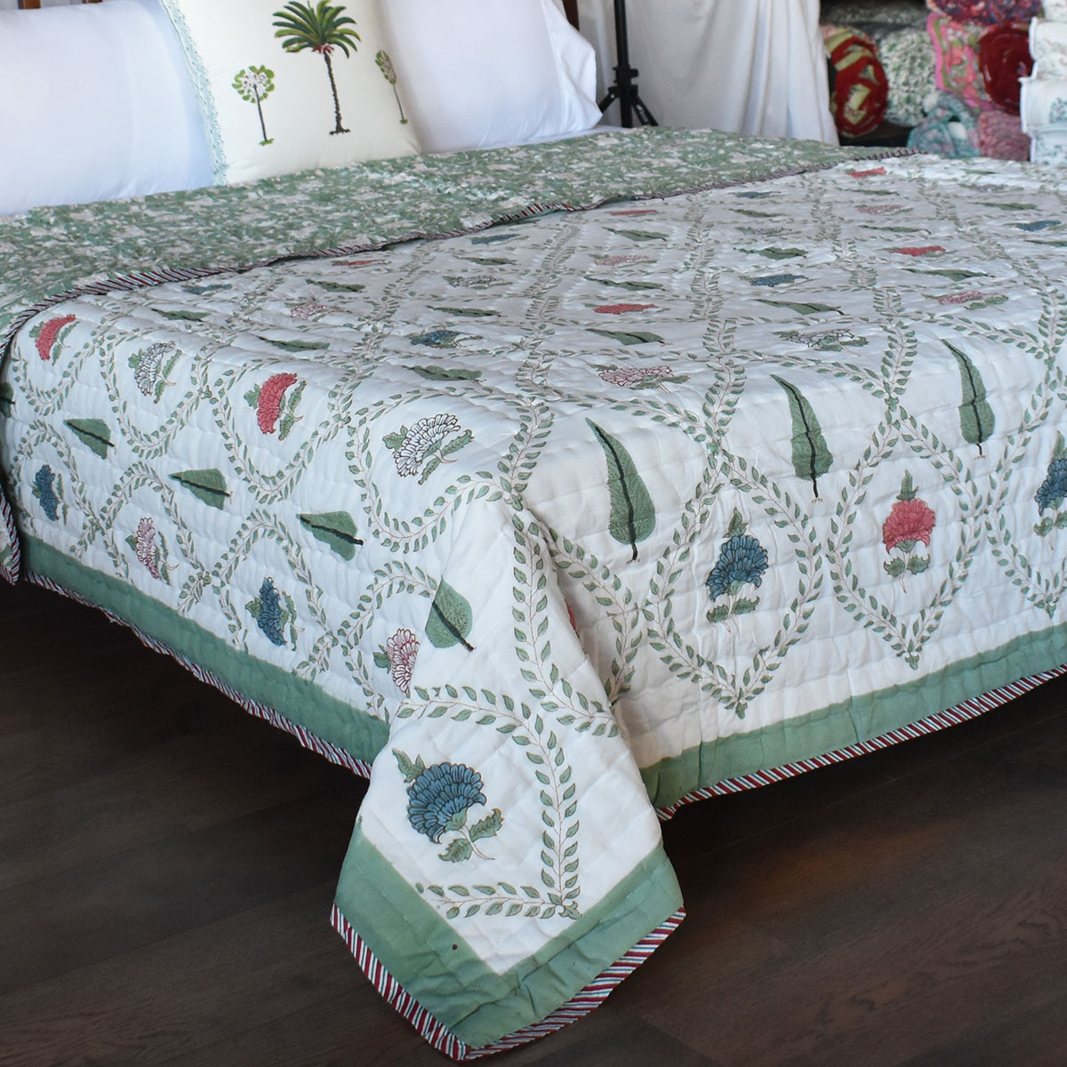Hand Block Printed Cotton Queen Size Quilt  White Green Flower 202215