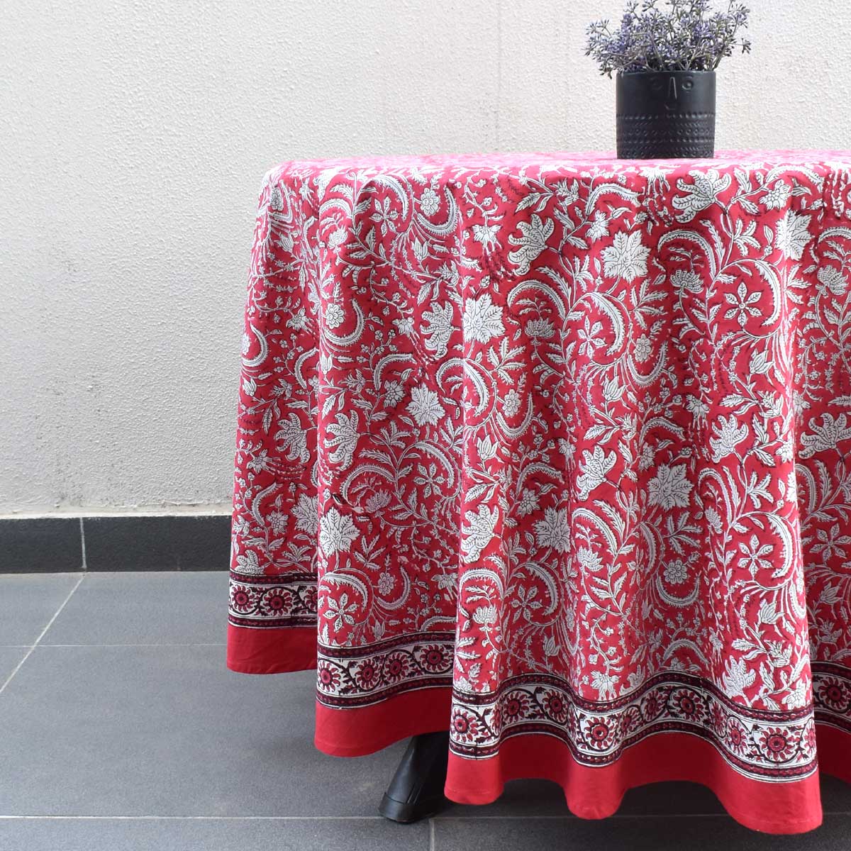 Round 220 cms Cotton French Design Table Cover Wild Flower Christmas 202515