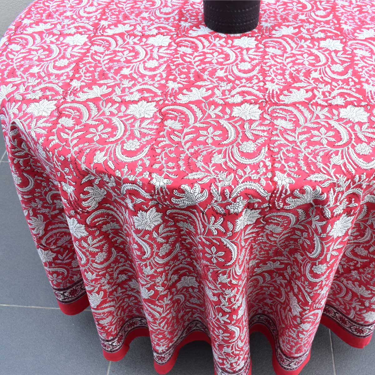 Round 220 cms Cotton French Design Table Cover Wild Flower Christmas 202515