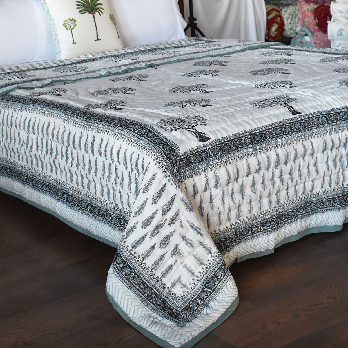 Queen Size Soft Cotton Quilt Handmade Winter Fall Tree Grey 107195