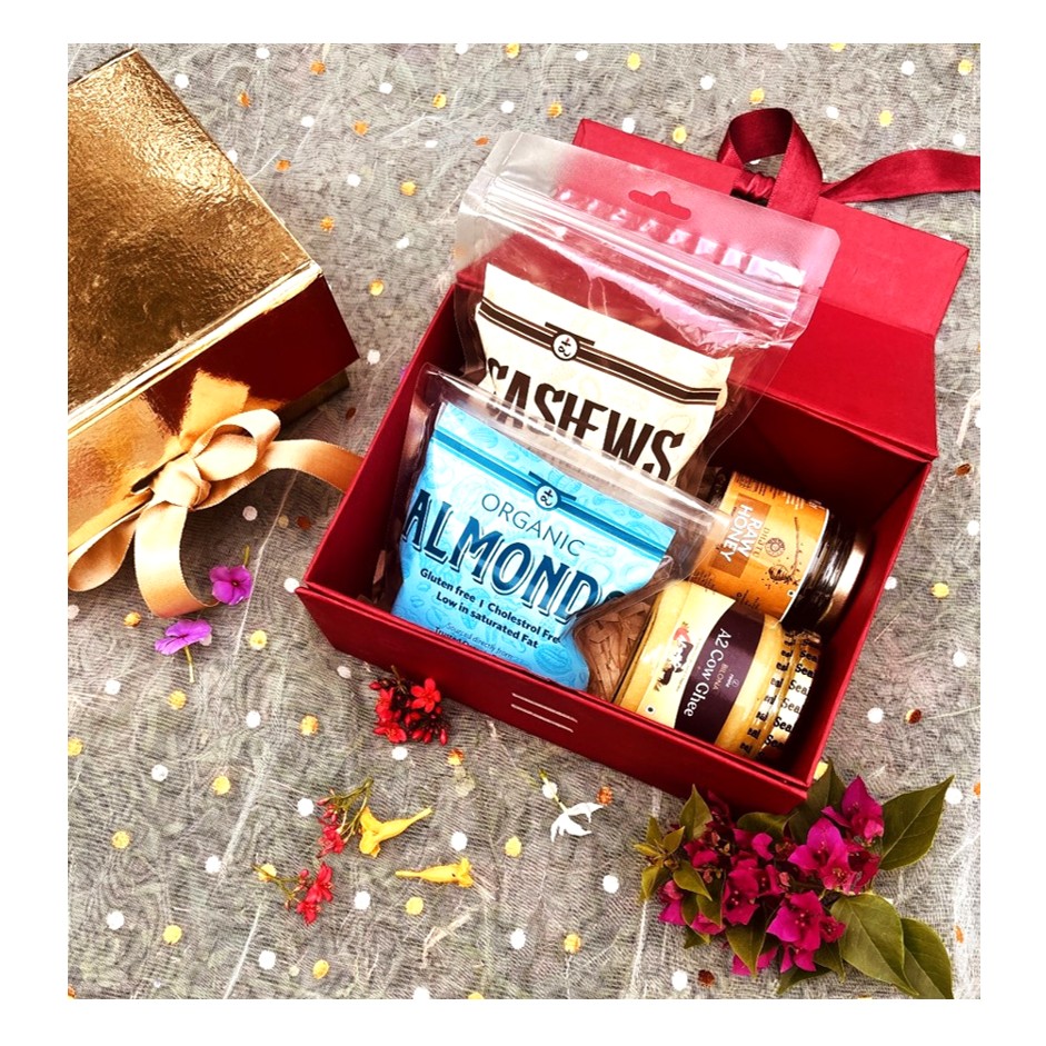 Organic Goodies Gift Box (Premium)