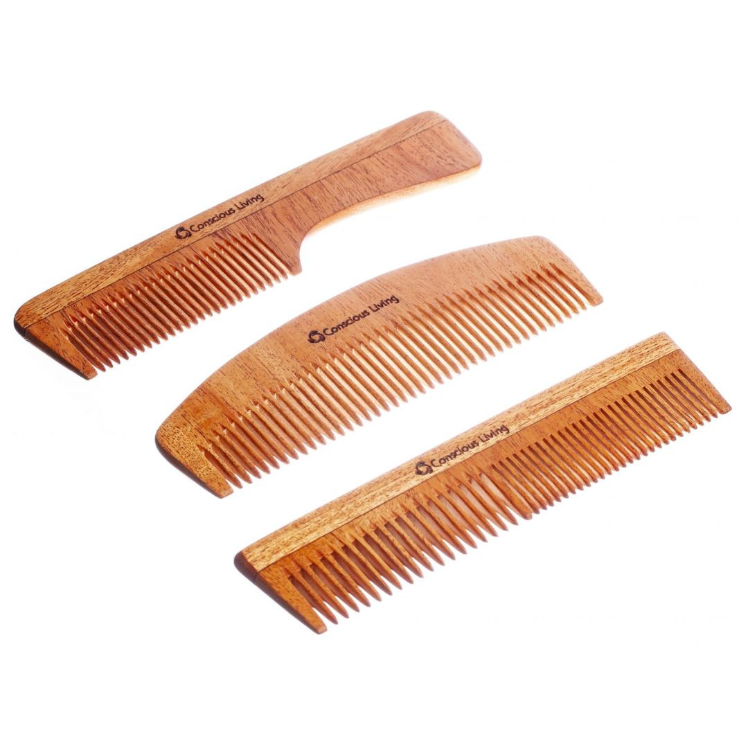 Neem wood comb.