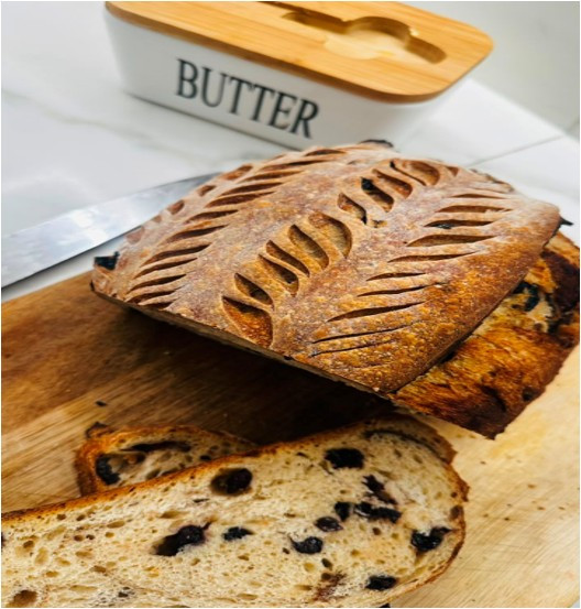 Organic Cinnamon & Raisin Sourdough Bread 950g