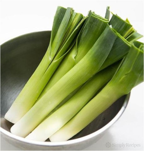 Image of Organic Fresh Leeks 500g – Premium Farm Fresh Leeks | Mild Sweet Onion Flavor