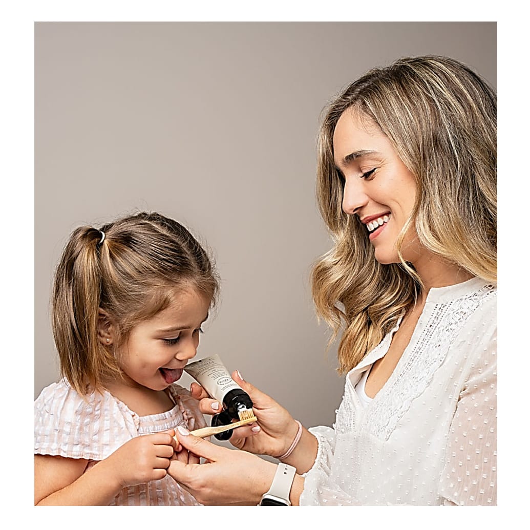 Roze Biohealth Vanilla Toothpaste by Rootz Organics