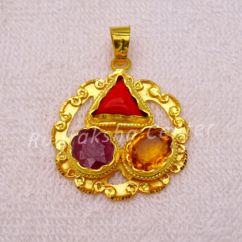 Golden Gems Pendant for Leo