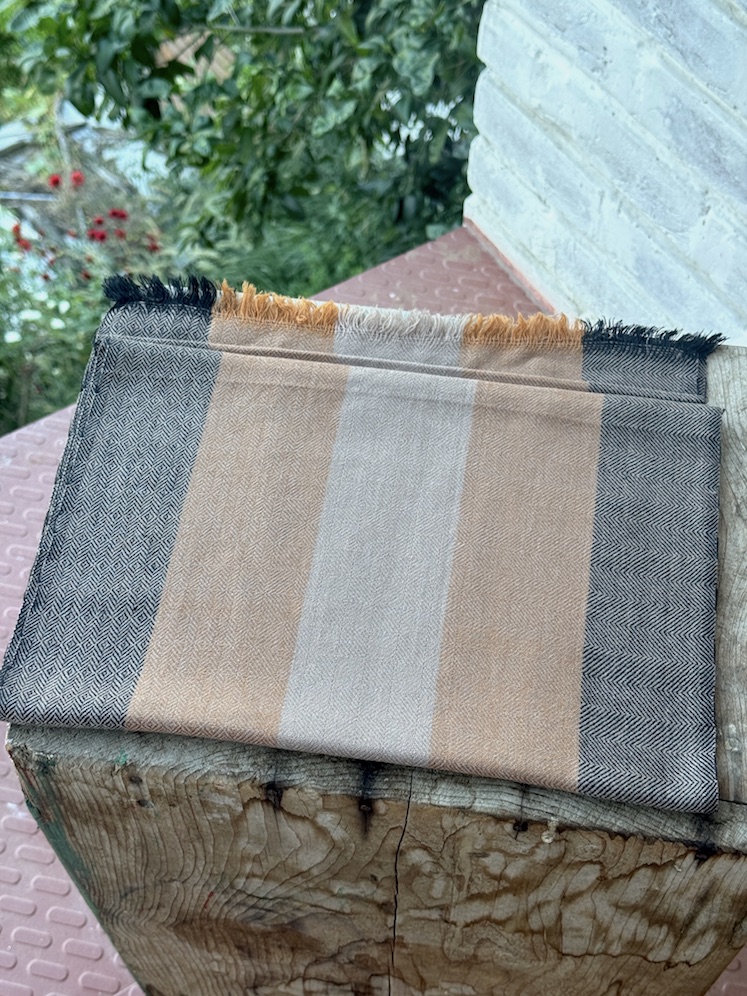 Angora wool muffler 4