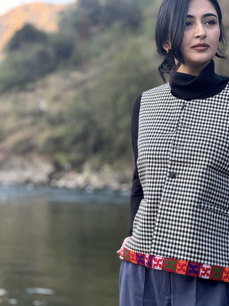 HImachali pure wool straight jacket 1