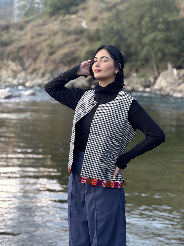 HImachali pure wool straight jacket 1