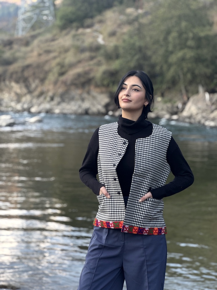 HImachali pure wool straight jacket 1