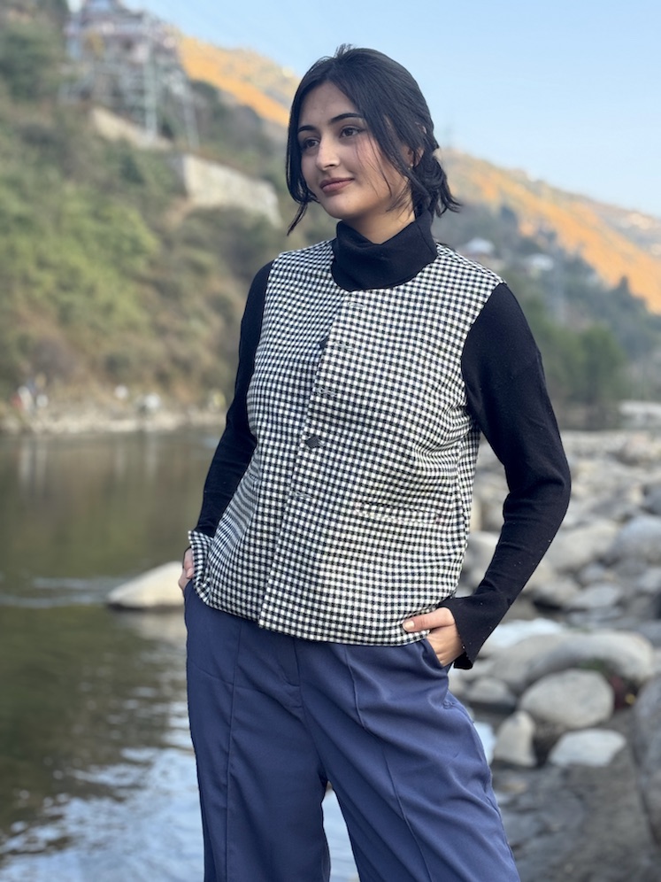 HImachali pure wool straight jacket 2