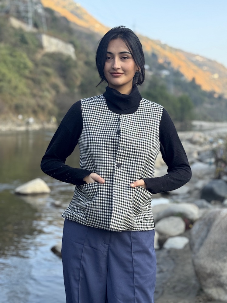 HImachali pure wool straight jacket 2