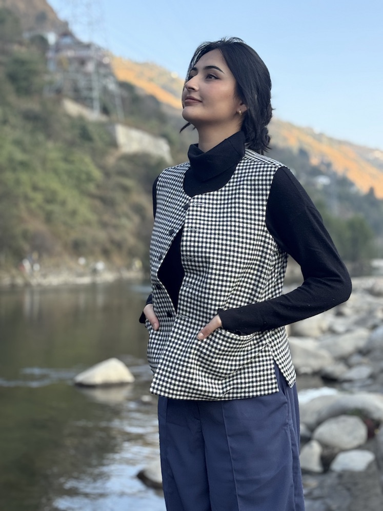 HImachali pure wool straight jacket 2