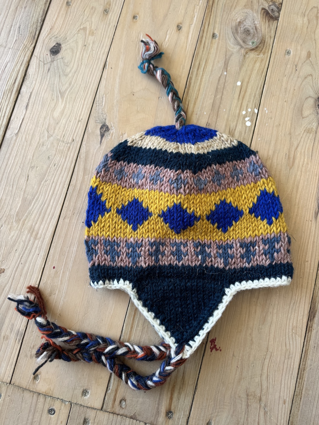 Pure wool cap  with fleece lining 34