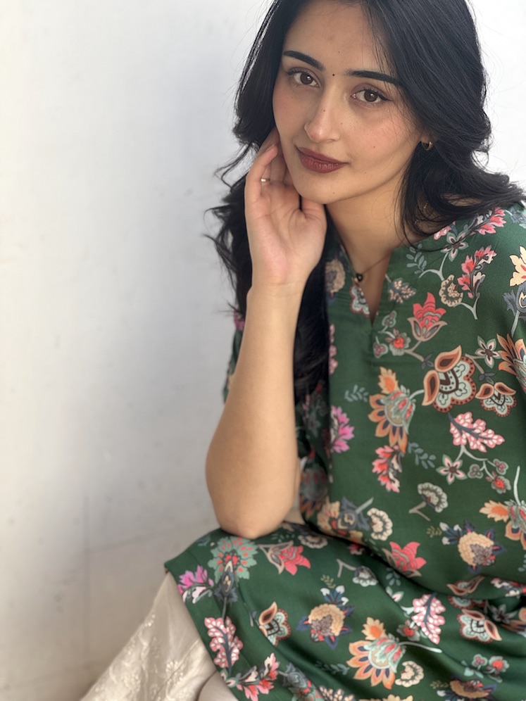 DREAMY GREEN