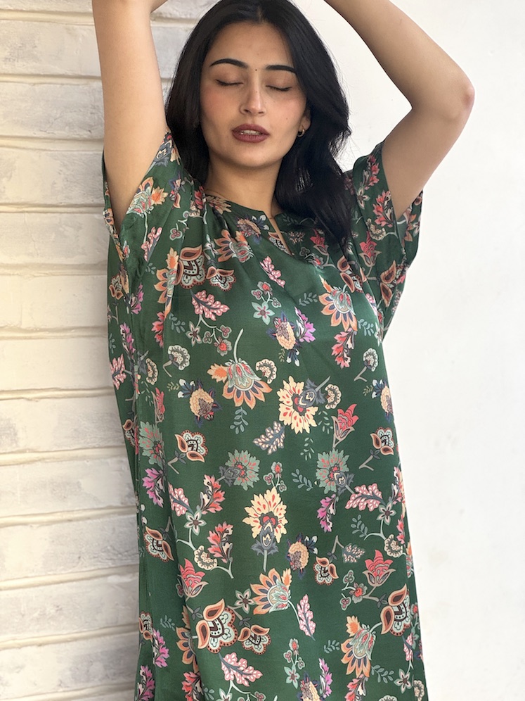 DREAMY GREEN