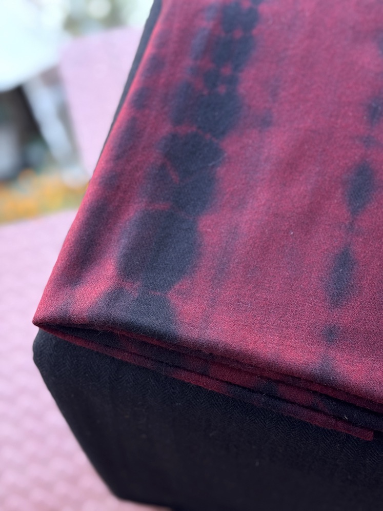 Spiti angora wool suit