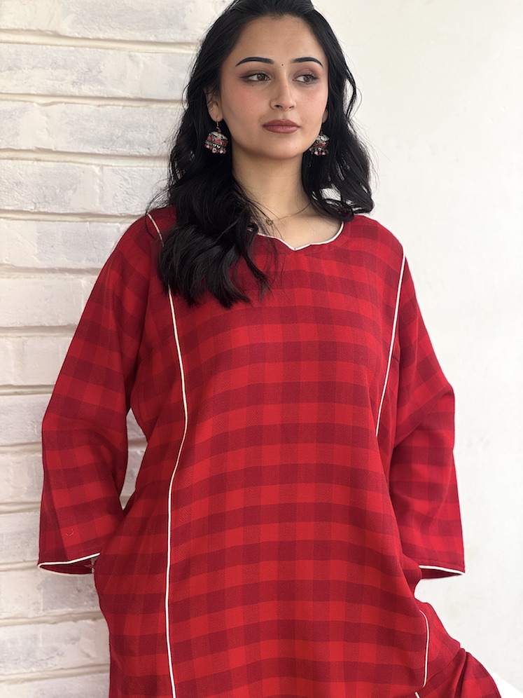 Check me RED Himachali pheran