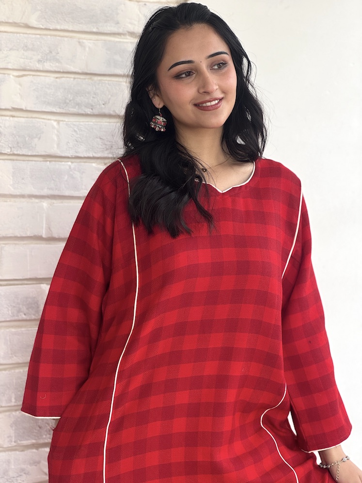 Check me RED Himachali pheran