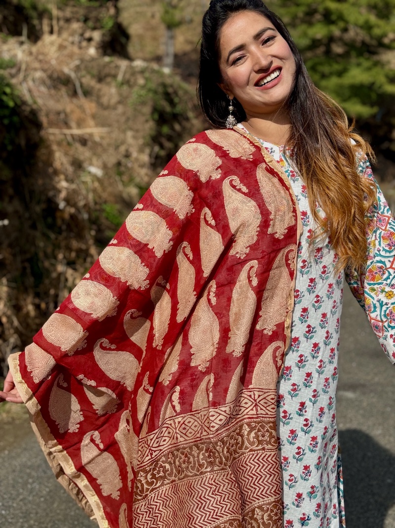 Madder red dabu dyed chanderi dupatta