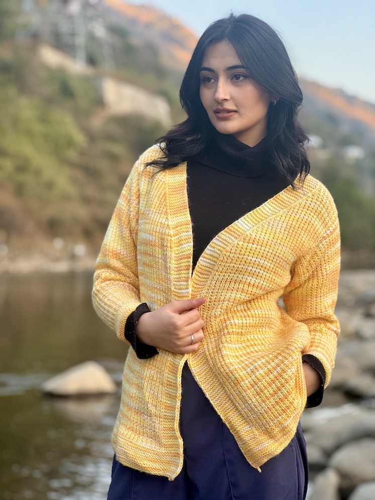Yellow pure wool sweater