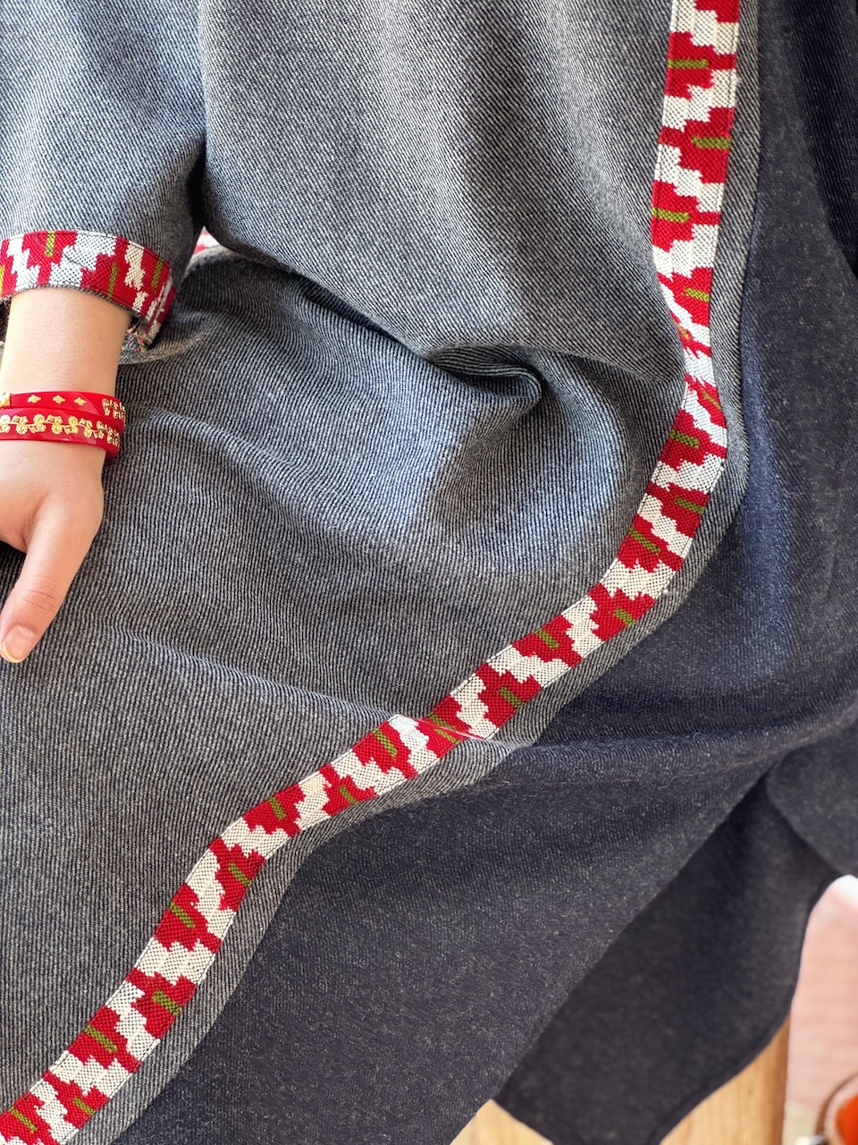 Grey pure wool Himachali pheran