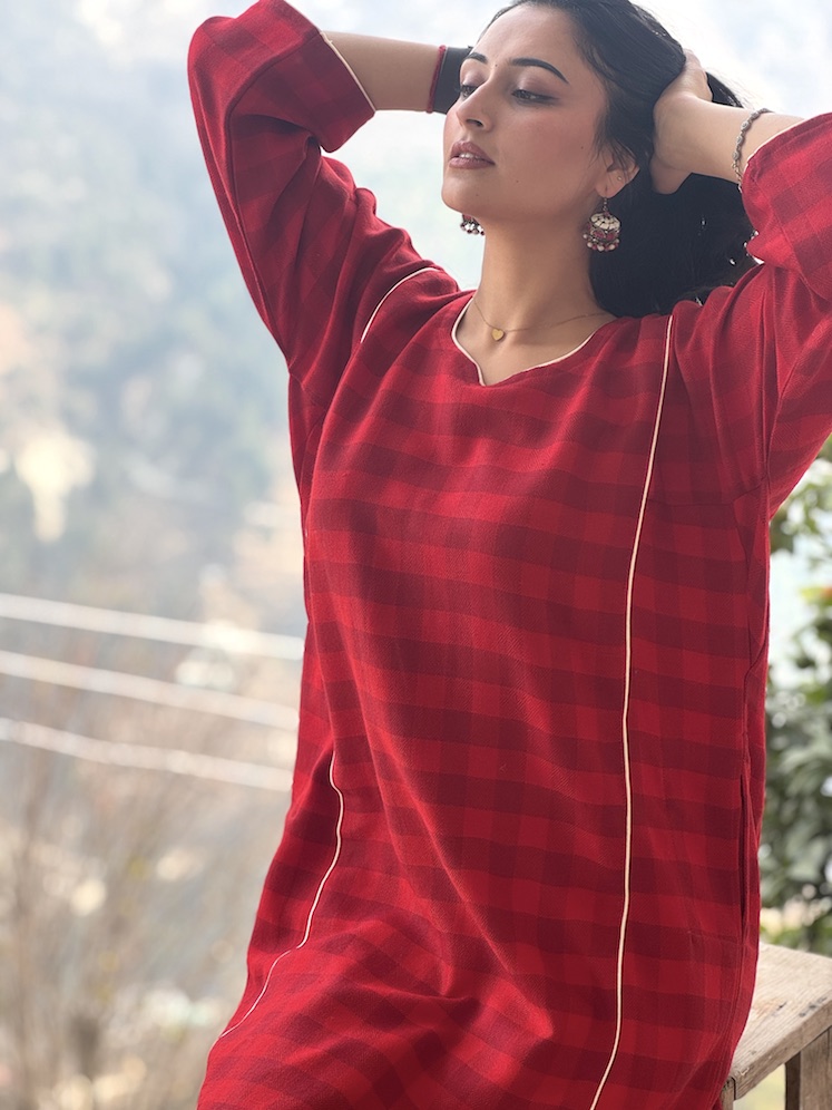 Check me RED Himachali pheran