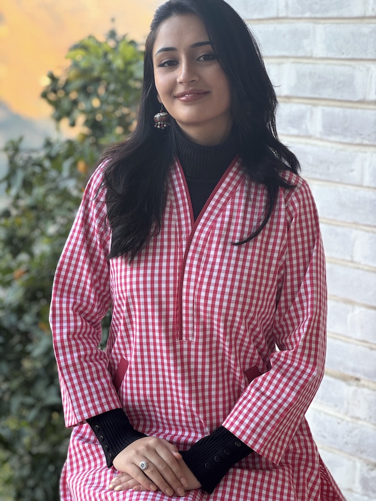 PRETTY CHECKS