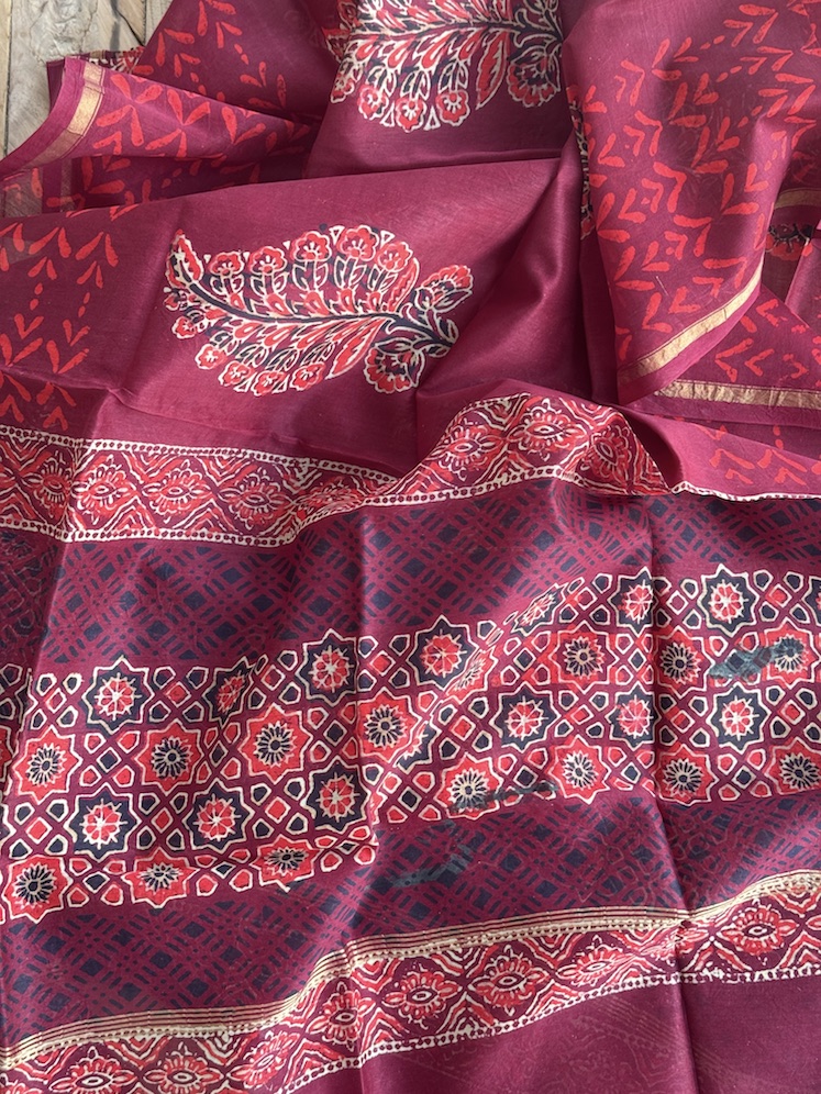 Handblocked chanderi suit 1
