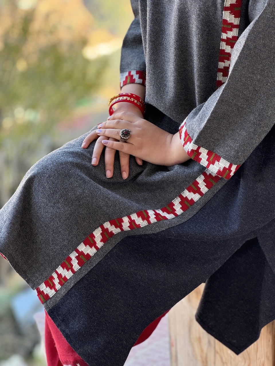 Grey pure wool Himachali pheran