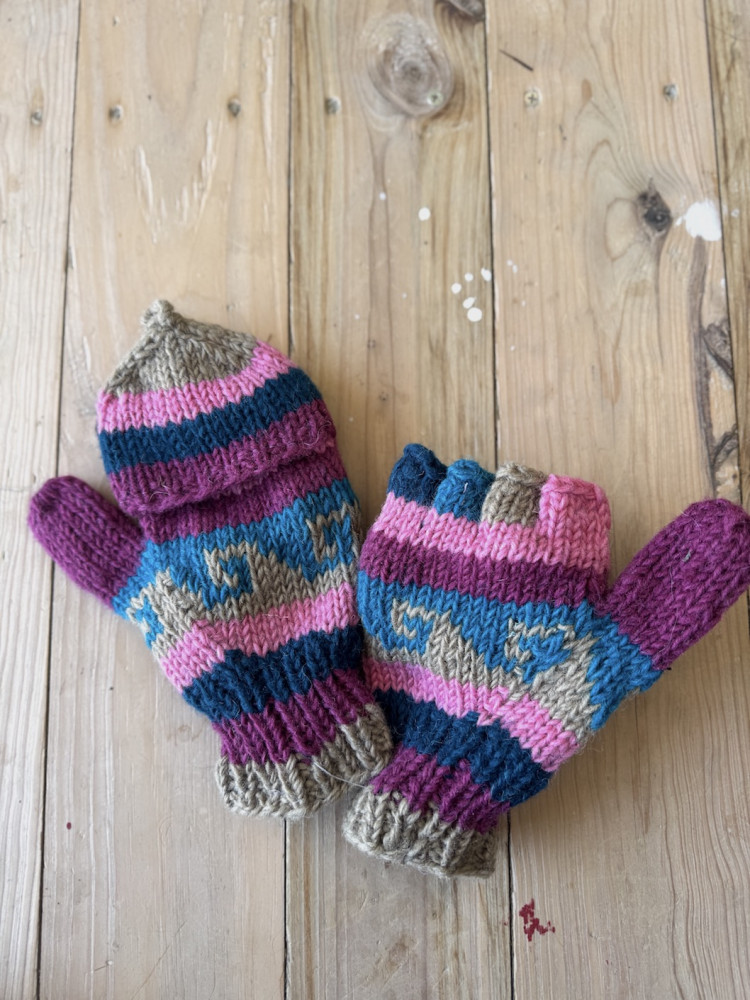 Image of Sheep wool gloves with fleece lining 4