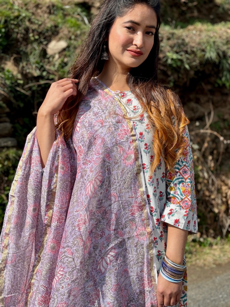 Mauve chanderi dupatta
