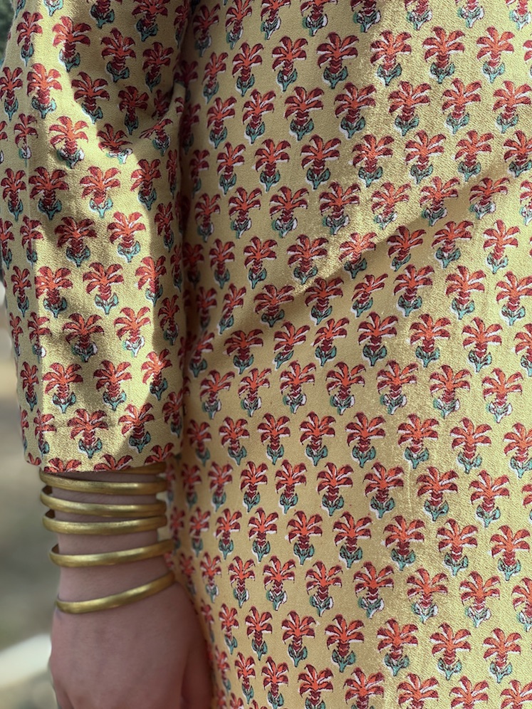 SUBTLE GREEN FLORALS