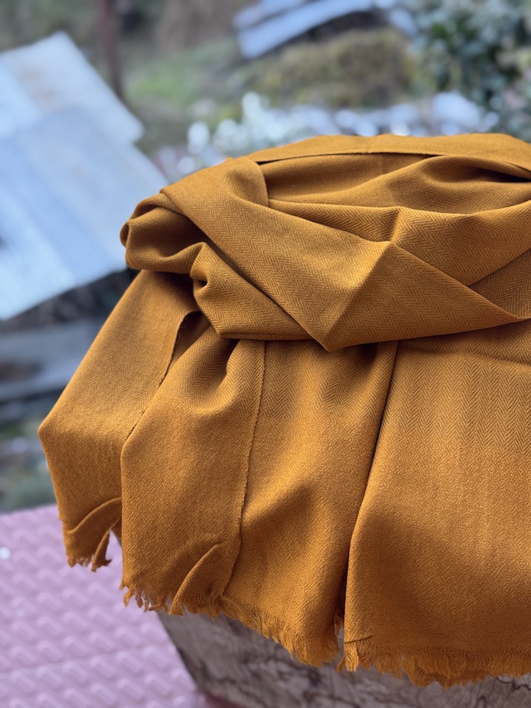 Mustard pure wool stole