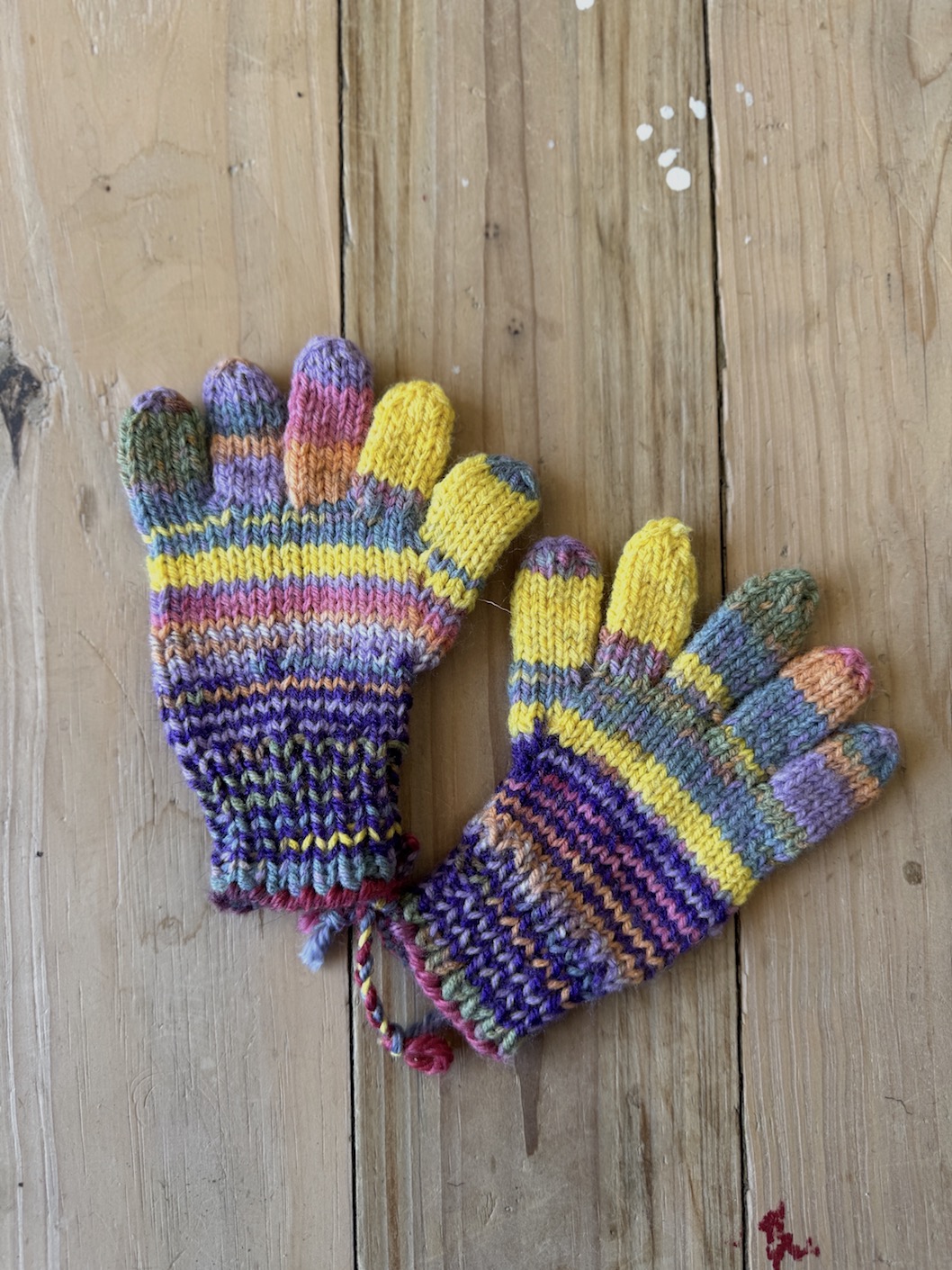 Kids gloves 2