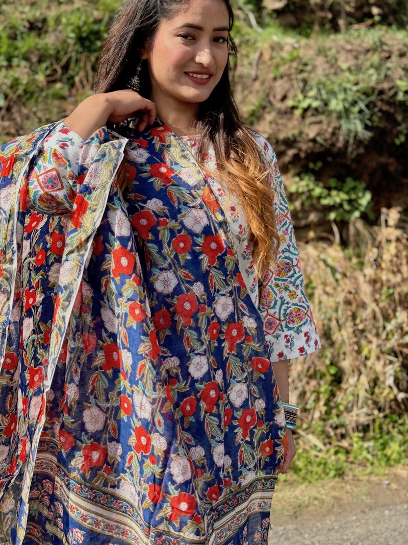 Blue chanderi dupatta