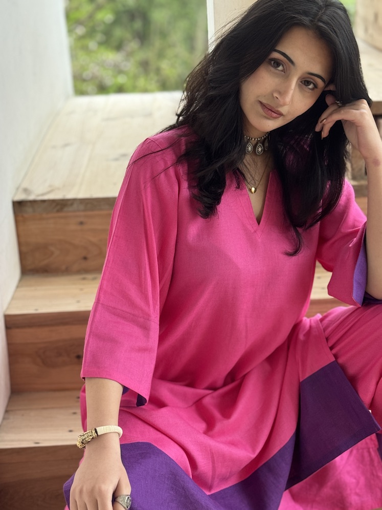 LOVE ME PINK