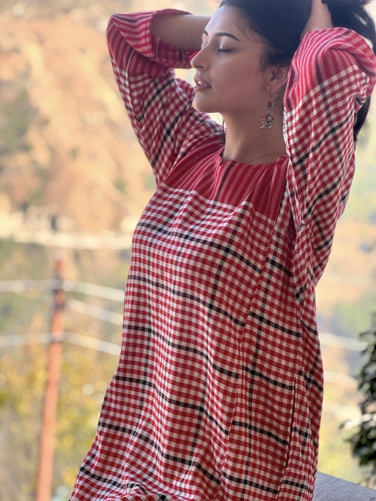 Image of Check me RED Himachali pheran