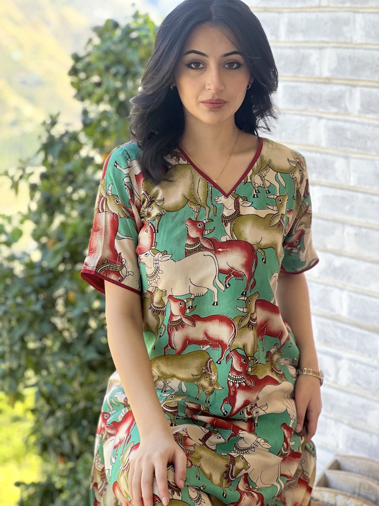 Pichwai modal relaxed fit kurta