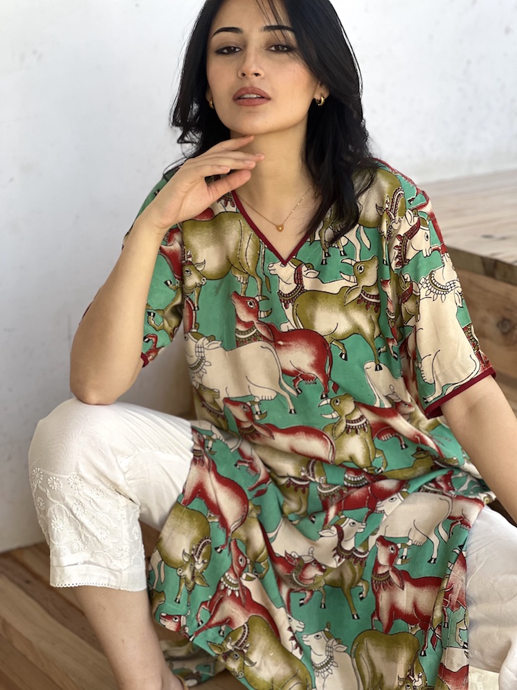 Pichwai modal relaxed fit kurta