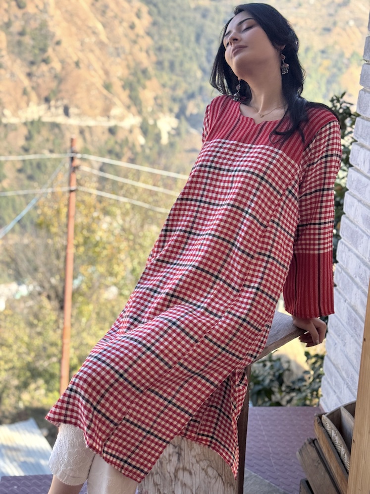 Check me RED Himachali pheran