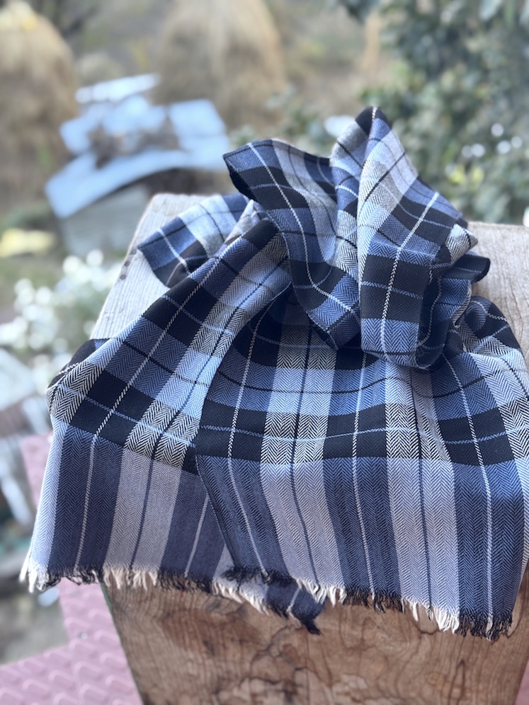 Angora wool muffler 15