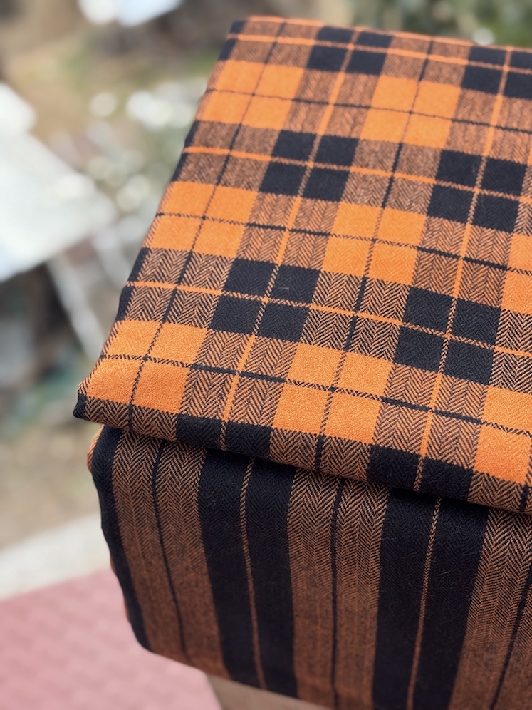 Check pure wool suit