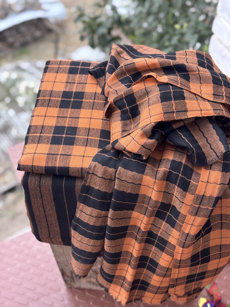 Check pure wool suit