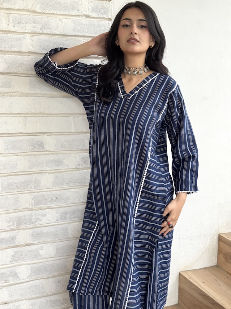 STRIPEY BLUE