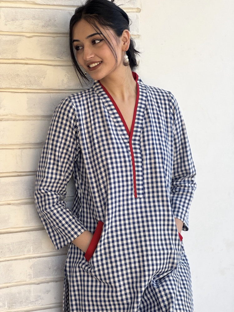 Image of BLUE CHECKS